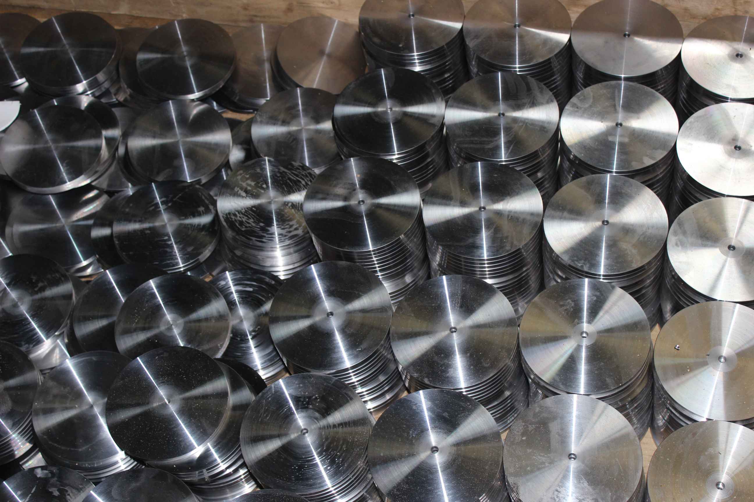 �C�ӹ�������